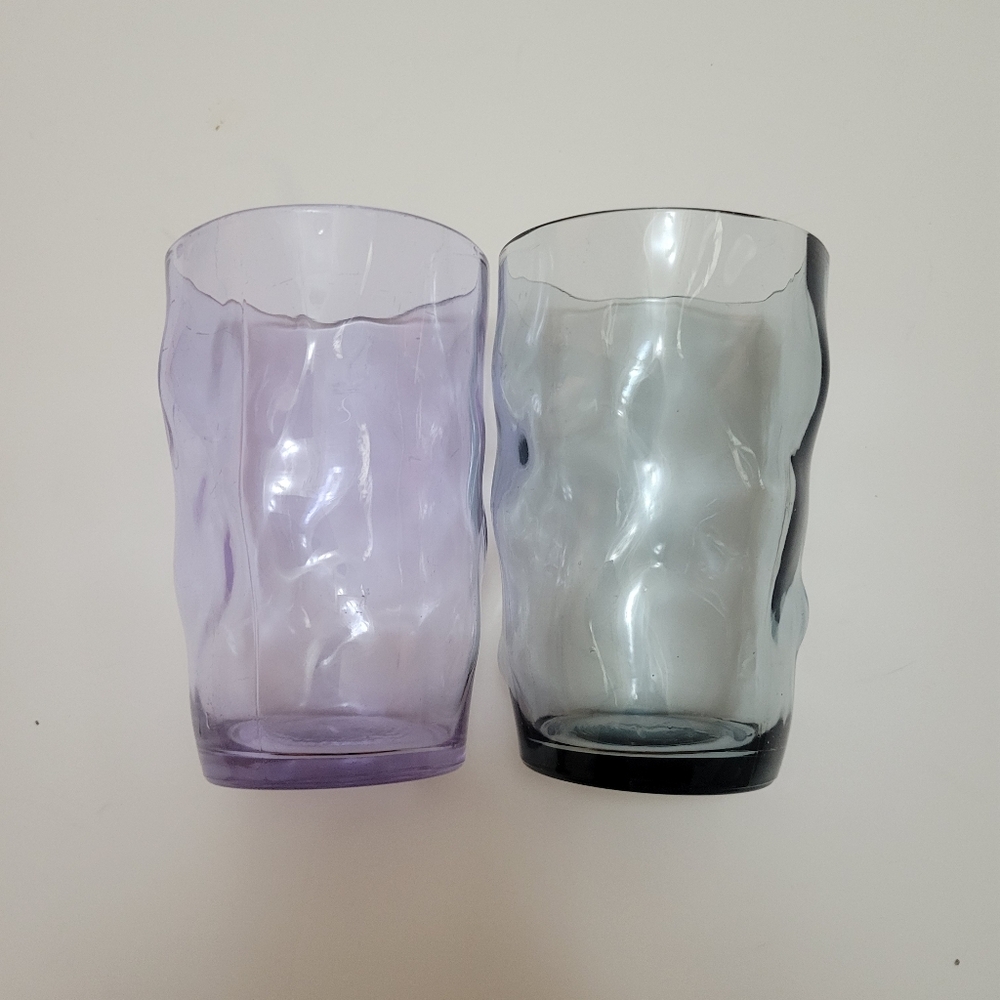 Anthropologie Set of Two Textured Glass Tumblers EUC Home‎ Decor